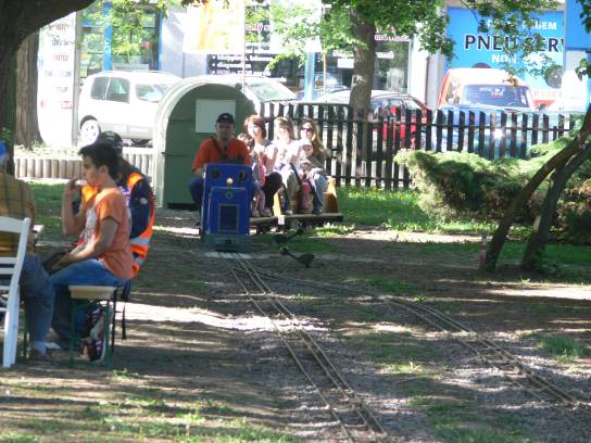 32. Vláček dětské železnice
