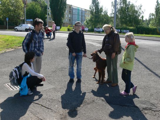 1. První účastníci
