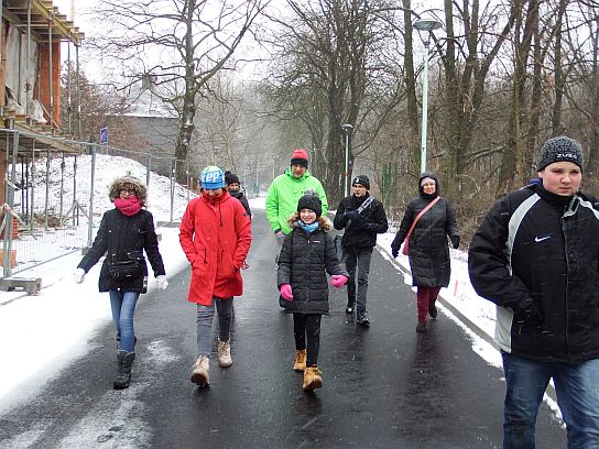 24. Cesta z haldy do města
