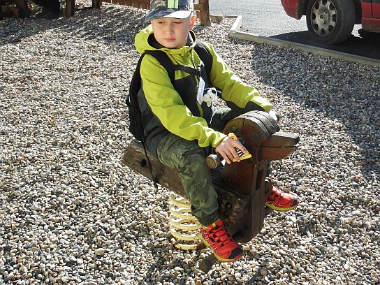 4. Někteří se museli pohoupat
