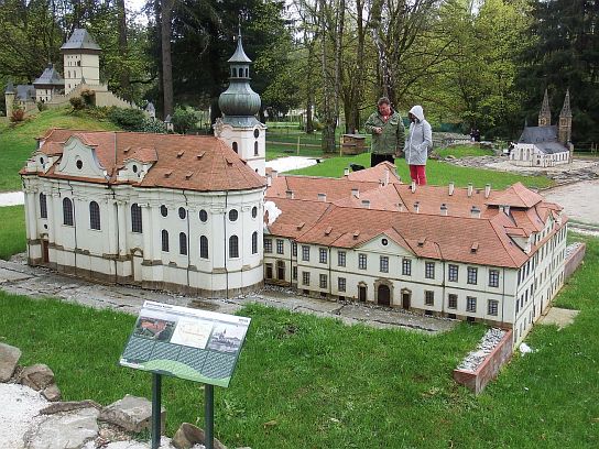 37. Břevnovský klášter
