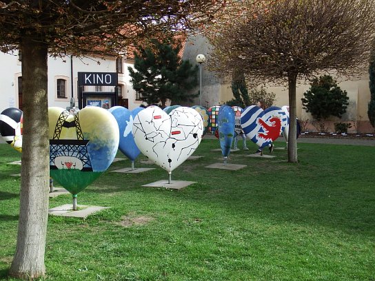 32. Zámecké nádvoří
