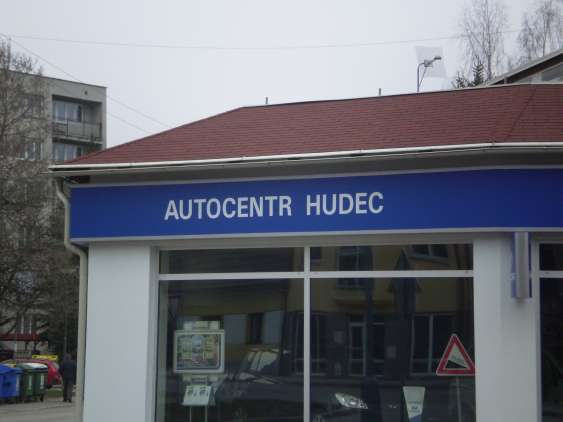Nové Město na Moravě, autocentr pana Hudce Nové Město na Moravě, autocentr pana Hudce