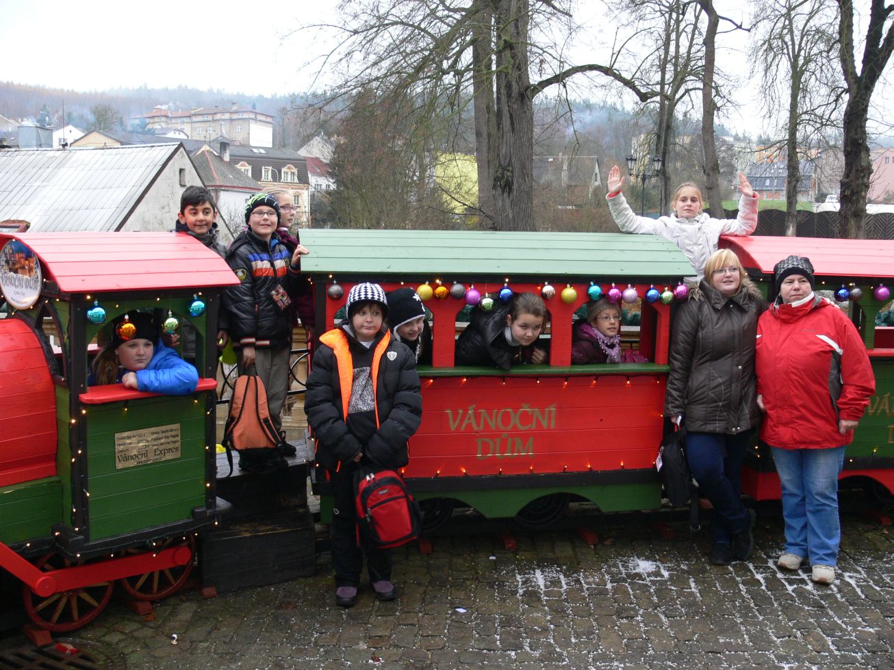 2. Vánoční vláček
