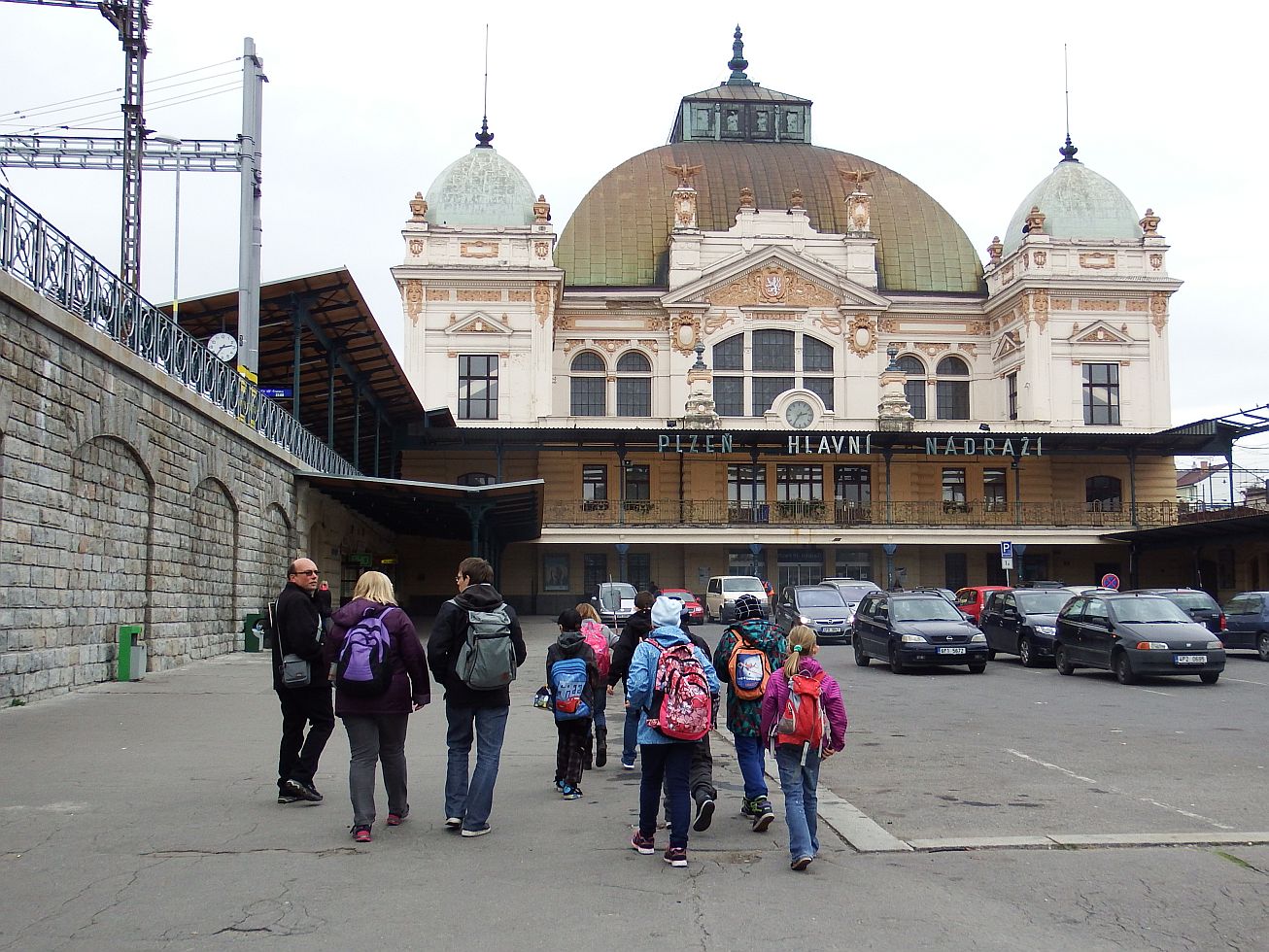 20. U nádraží
