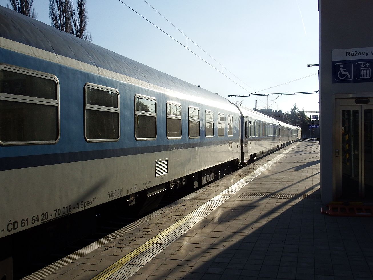 92. Odjezd vlaku ve směru Sokolov
