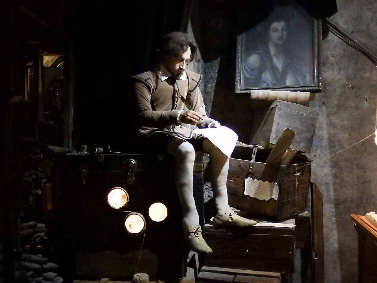 24. V laboratoři prý nějaký čas pobýval i spisovatel William Shakespeare.
