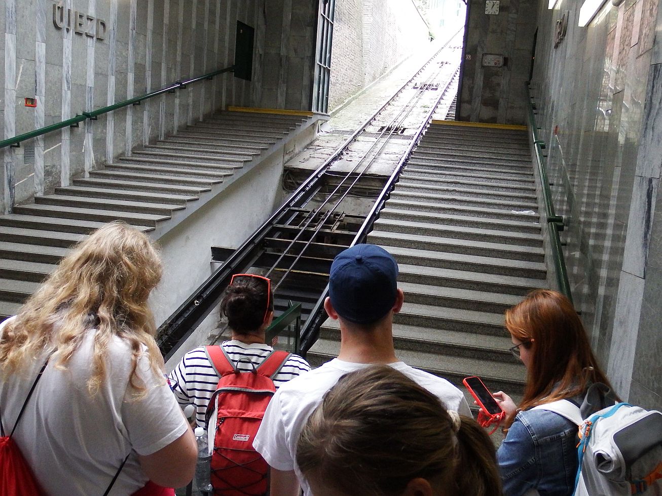 5. Čekání na lanovku
