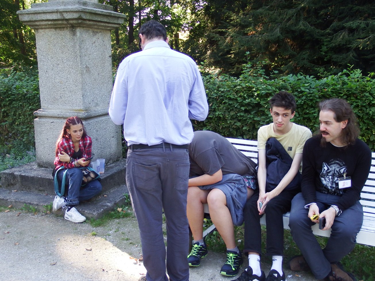 20. Na lavičce v parku
