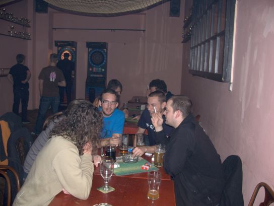 7. Stůl s matejcikem
